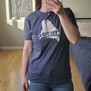 Mainer Tees Maineiac faded dark blue short sleeve graphic t-shirt